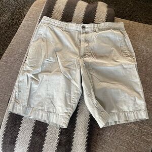 Men's Light Gray Shorts